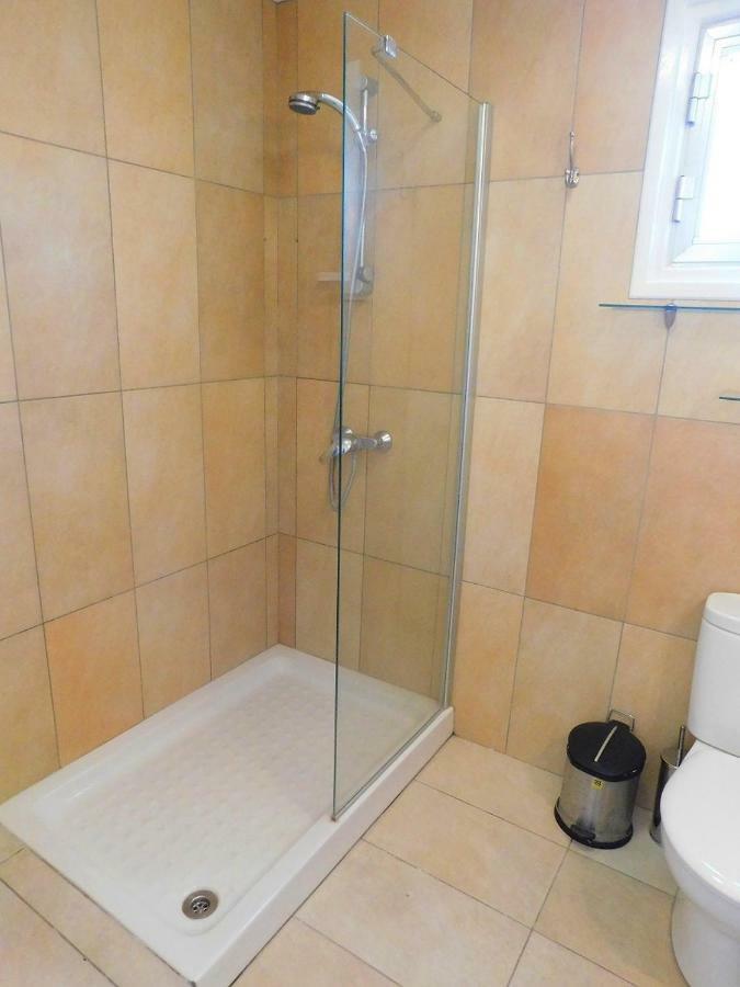 Sea View Apartment, Close To Amenities