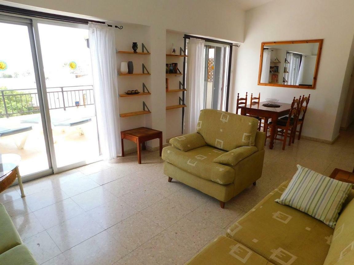 Sea View Apartment, Close To Amenities Appartement Paphos